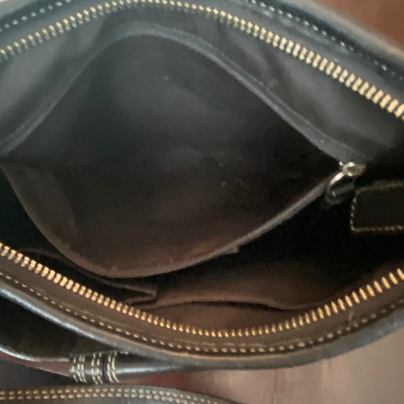 Coach Hampton Shoulder Bag - Picture 2 of 8